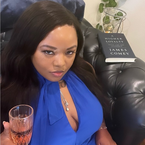 Sophisticated Nixie Midi Dress - Royal Blue - Picture 13 of 13